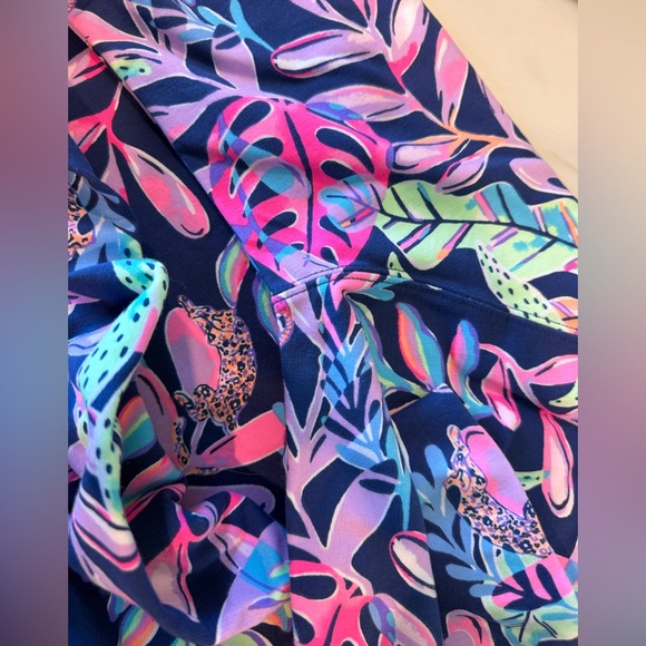 Lilly Pulitzer Skipper Popover Oyster Bay Navy You’ve Been Spotted UPF 50+ - Picture 12 of 12